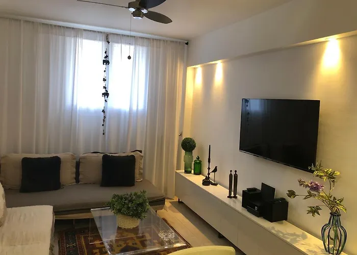 The Excellent Home